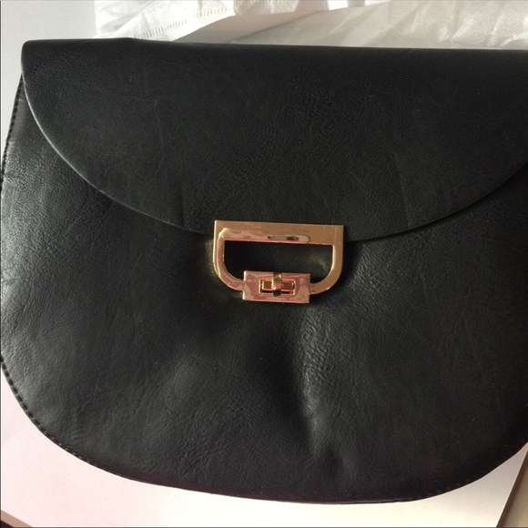 Crossbody saddlebag style bag. NWT - Picture 4 of 8